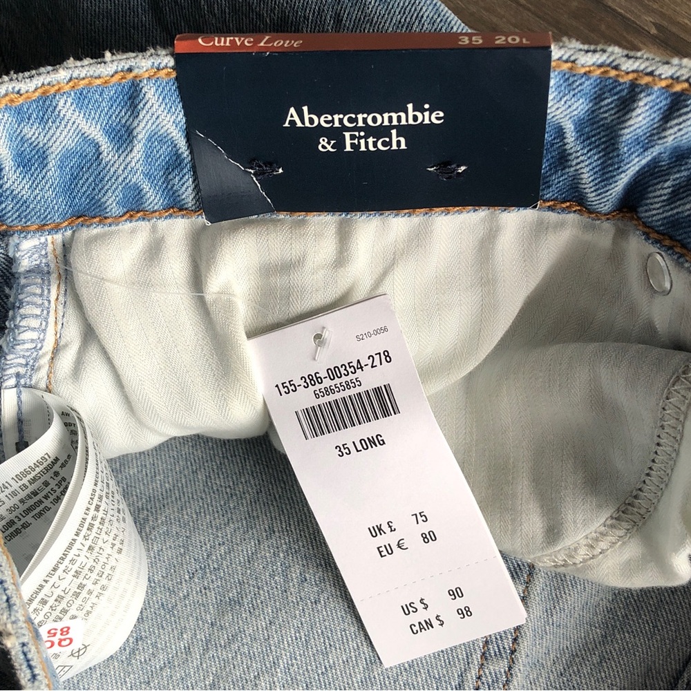 NWT Abercrombie and Fitch Curve Love 90s Relaxed Jean 35 20 Long Inseam - Picture 10 of 15